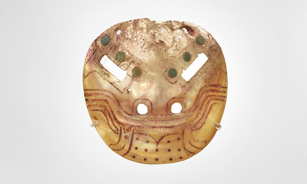 Las Bocas Mother of Pearl Mask centered