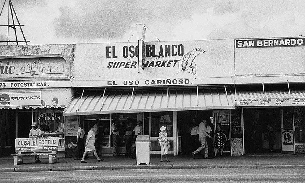 Tarafa View of El Oso Blanco Supermarket 2